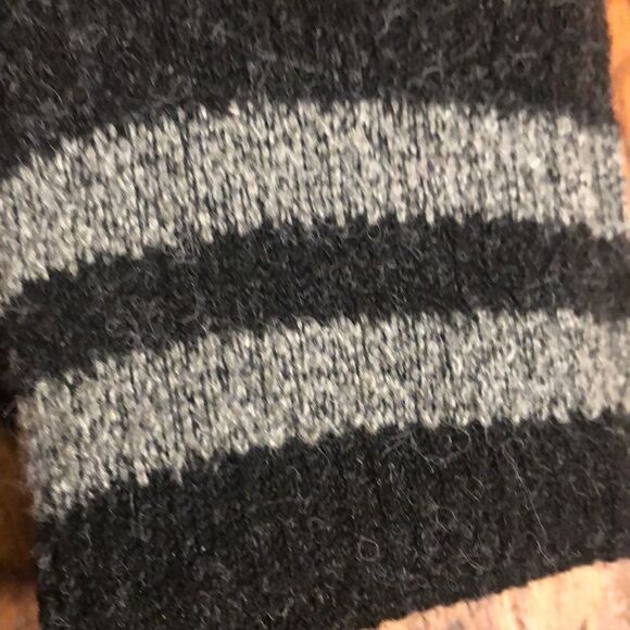 Adirondack Socks New In Package Black Size 10-13 - Picture 3 of 4